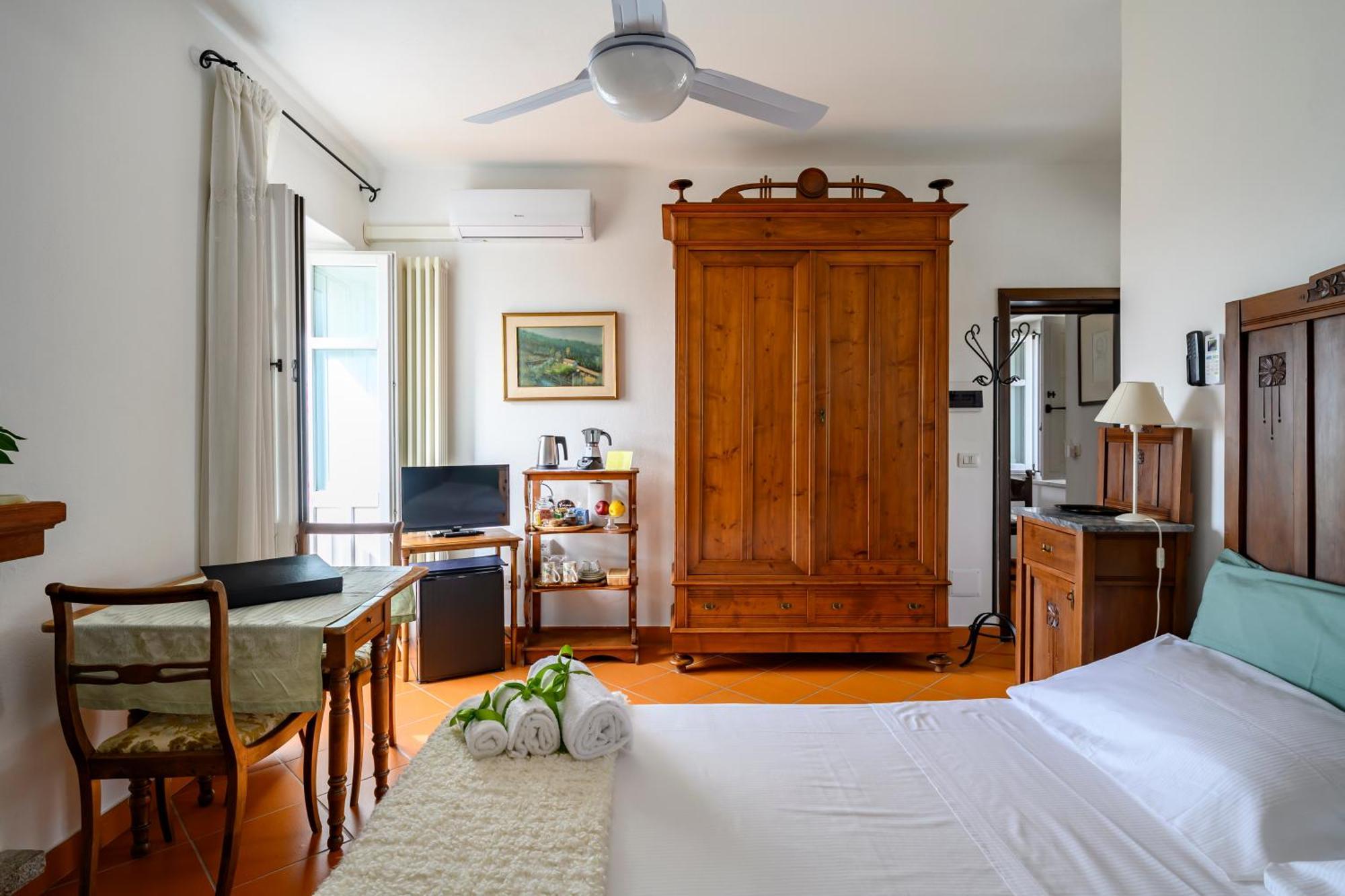 La Vignaredda - Residenza Di Charme Hotel Aggius Екстериор снимка